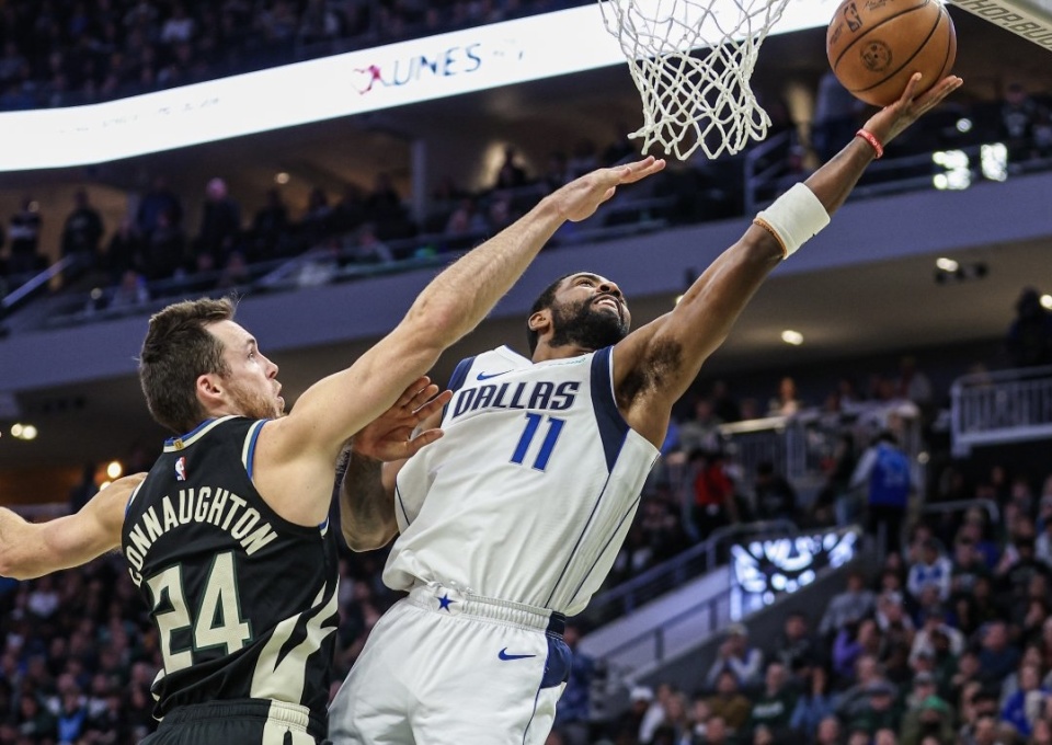 火博体育入口-密尔沃基雄鹿迎NBA常规赛关键赛，窗口期手感冰凉，质疑声仍在，球探报告显示潜力的简单介绍